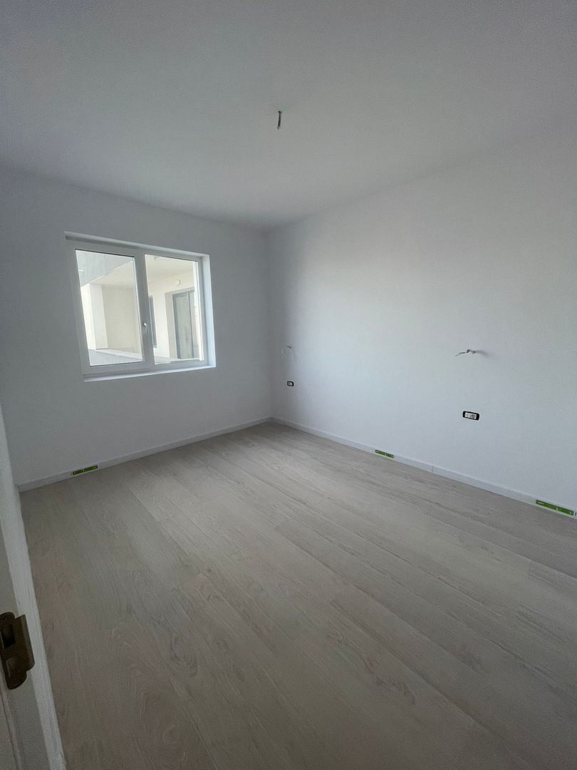 Apartament 2 camere , locație excelentă, comision 0% - Poză 2
