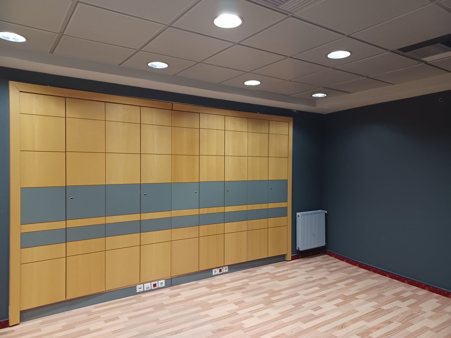 Spațiu birouri, Decebal Oradea. 2 700 Euro+TVA/lună (neg). Comision 0 - Poză 3