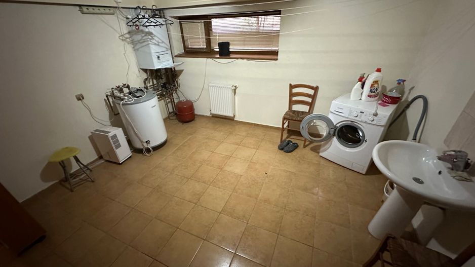 Casă / Vilă cu 6 camere în zona  Calea Aradului - Poză 31