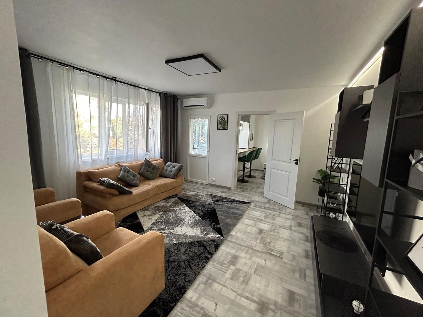 Titan 2 camere Lux | 6 m metrou | Prima inchiriere - Poză 7