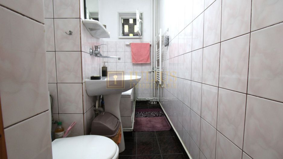 2 camere cu centrala proprie vizavi de Centrul Medical Alfamed - Poză 12