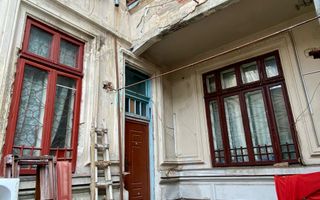 Casa singura in curte - Poză 2