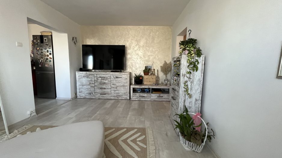 Bucurestii Noi | 2 camere de vânzare | renovat recent - Poză 2