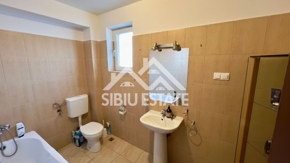 Apartament 3 Camere 87mp - Sibiu, Parcare, Curte Privată cu Foișor - Poză 14