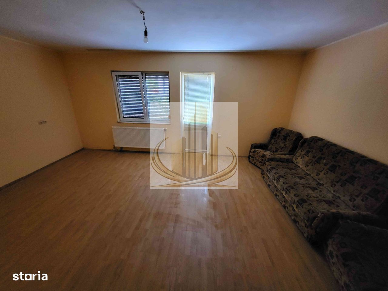 Casă spațioasă, versatilă – ideală pentru firmă sau locuință - Poză 4