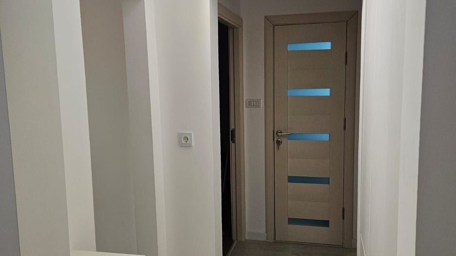 2 camere decomandat, renovat lux, mobilat – Metrou 1 Decembrie - Poză 6