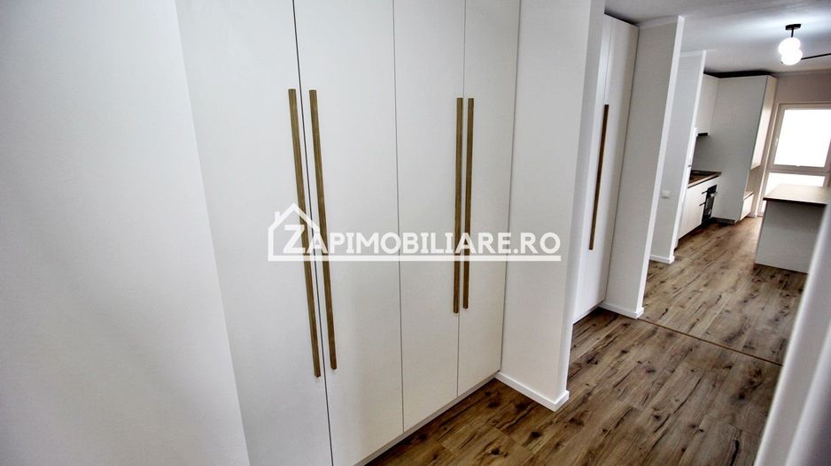 Apartament 3 camere,90mp,2 bai,1 pivnită,2 balcoane,bloc nou - Poză 18