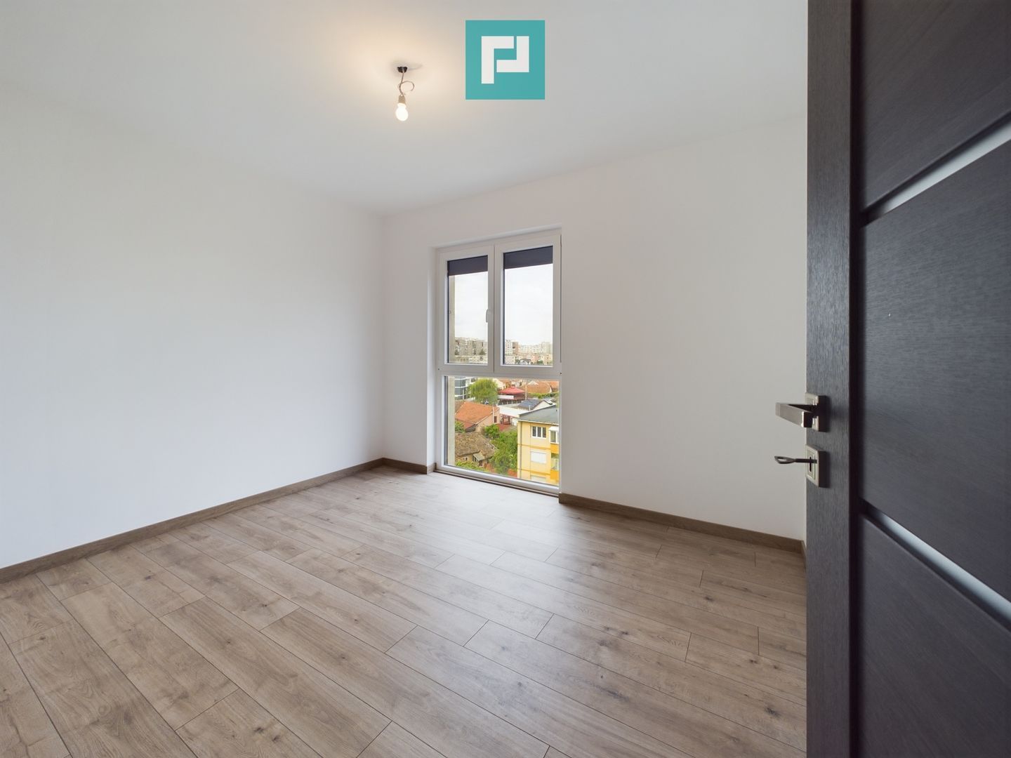 Apartament generos cu 1 camera, Bloc Nou - Poză 1