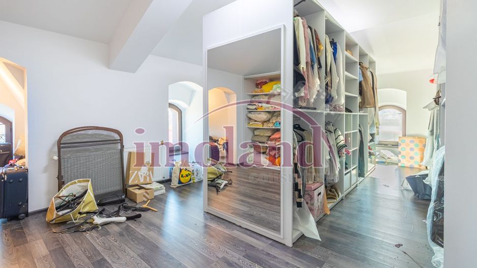 Vila cu piscina si garaj - 6 dormitoare - Pantelimon - Poză 25