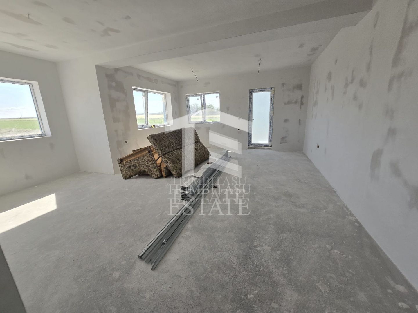 OVIDIU-POIANA- Vila tip duplex | terasa circulabila | gaz | curte - Poză 16