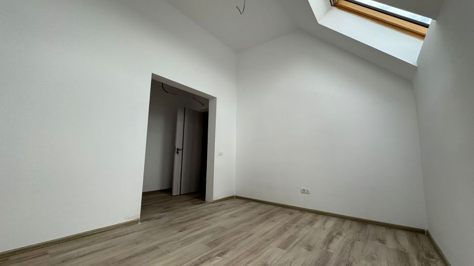 SENZATIONAL! Apartament 4 Camere Decomandate si Terasa  - Berceni - Poză 13