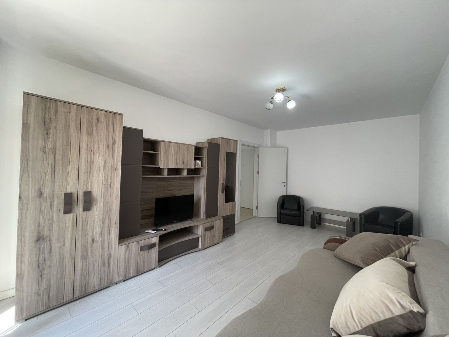 TITAN - Pallady | Chirie 2 Camere + Parcare - Poză 1