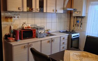 Apartament 2 camere cu 2 balcoane și pod – zona Torontalului - Poză 5