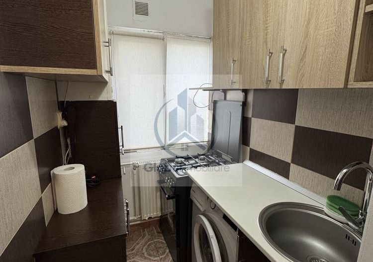 Proprietar inchiriez Garsoniera cu centrala proprie la 6 min de Metrou Gorjului, parc, parcare - Poză 4