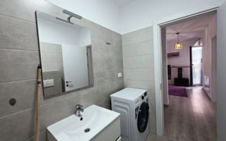 Apartament 2 camere, mobilat, lift, parcare, animale,Cristian BV - Poză 4