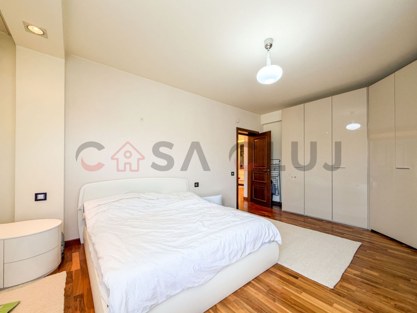 3 camere, bloc tip vila, Andrei Muresanu - Poză 6