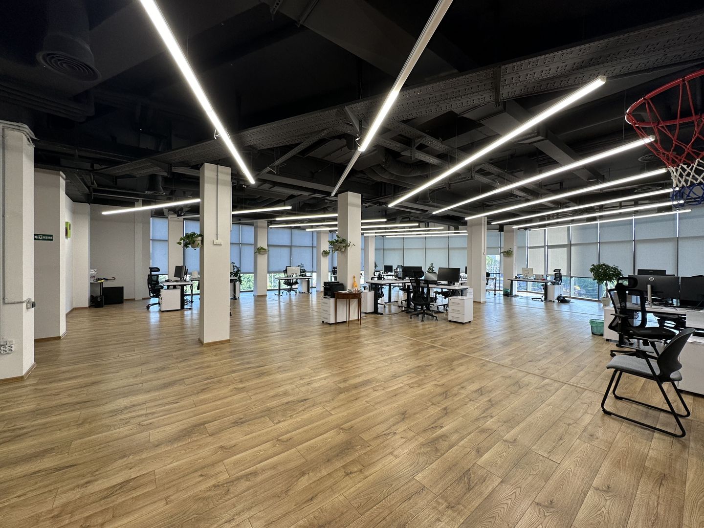 Chirie Spații de Birou 420 m2.și 300m²   sectorul Rîșcani. - Poză 13