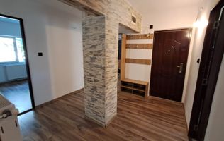 Apartament 4 camere |  Etajul 1 | Zona Micro 16