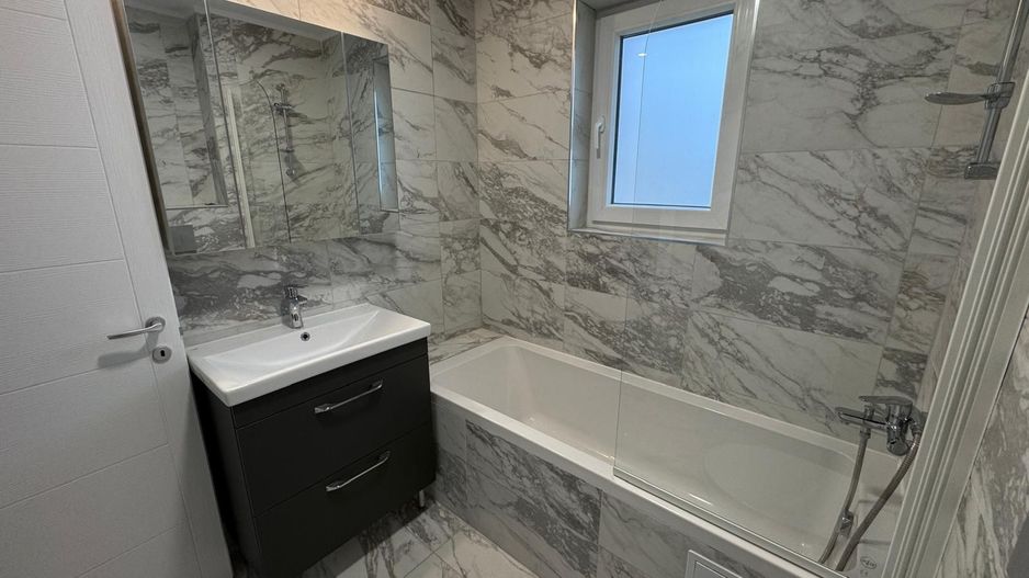 Vila noua cu mansarda Cosmopolis - Poză 26