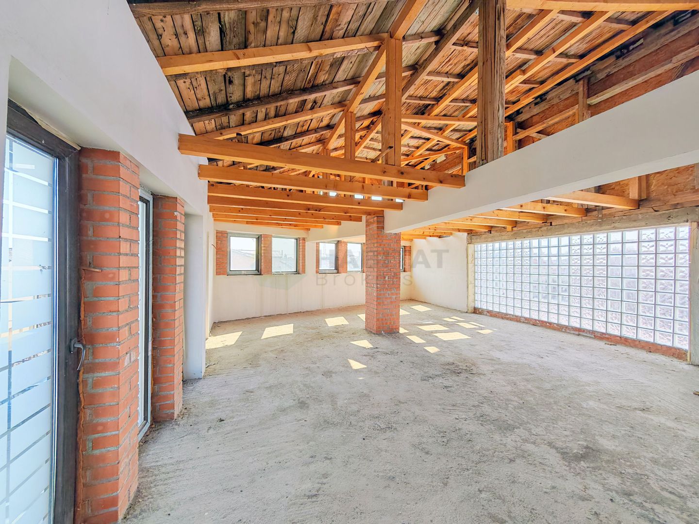 Oportunitate I în Centrul Târgoviștei: Clădire de 498 mp - Poză 22