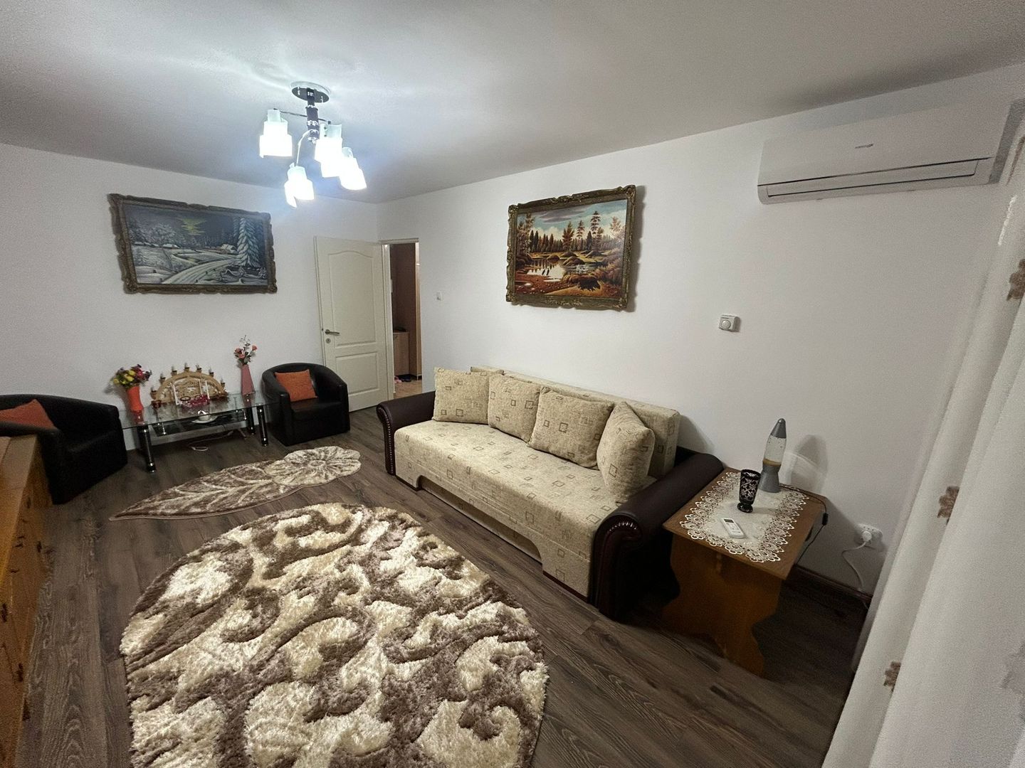 Apartament 2 camere, decomandat - Cugir - Poză 1