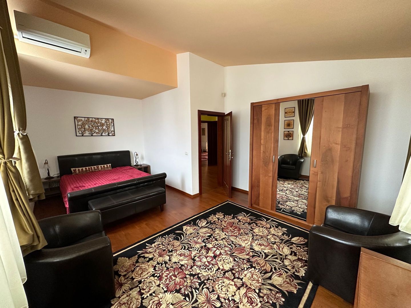 Casa calduroasa și primitoare  Dumbravita - Parc Primărie - Poză 11