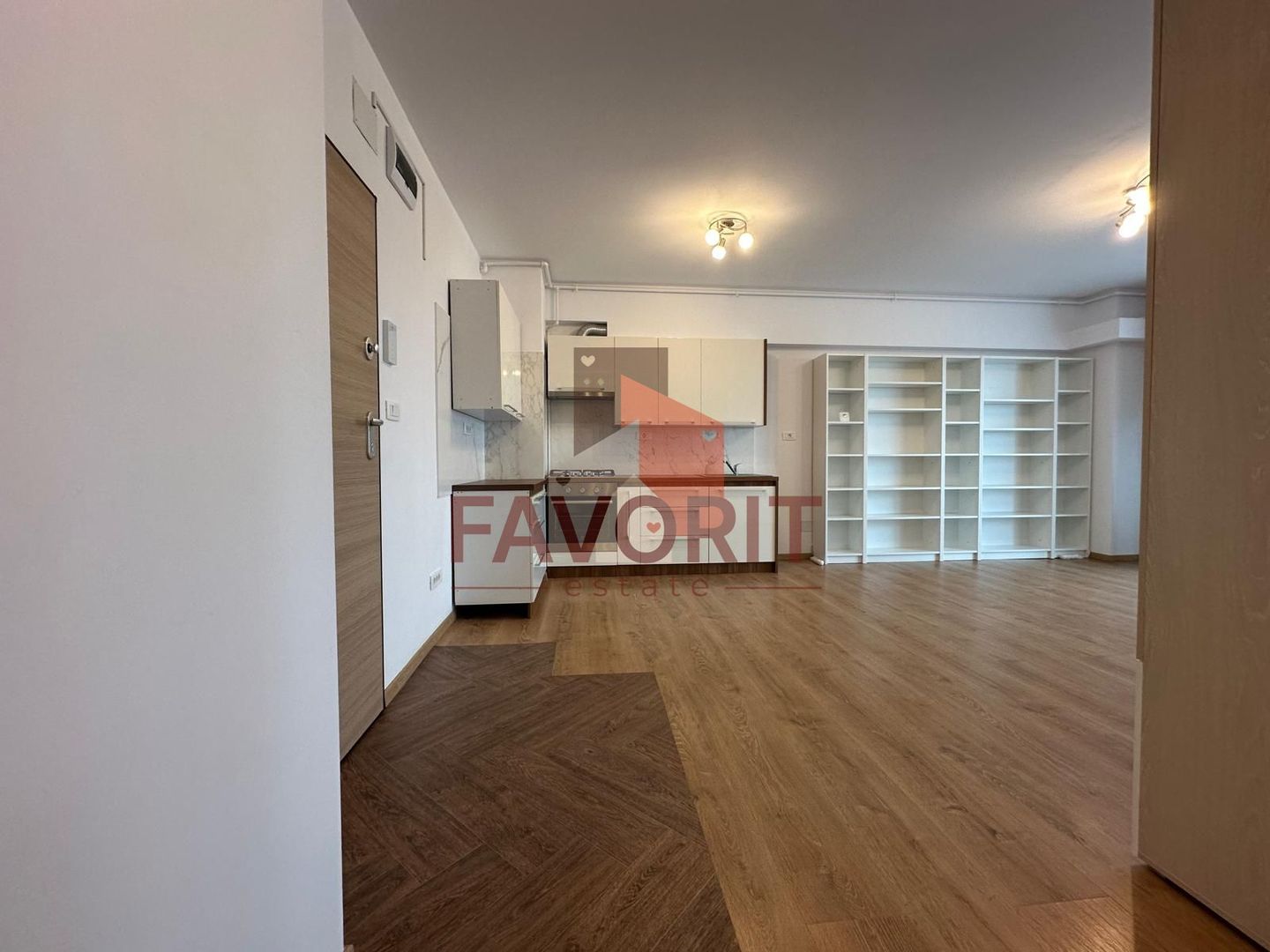 2 camere | etaj intermediar | Bloc nou in oras | zona excelenta | - Poză 5