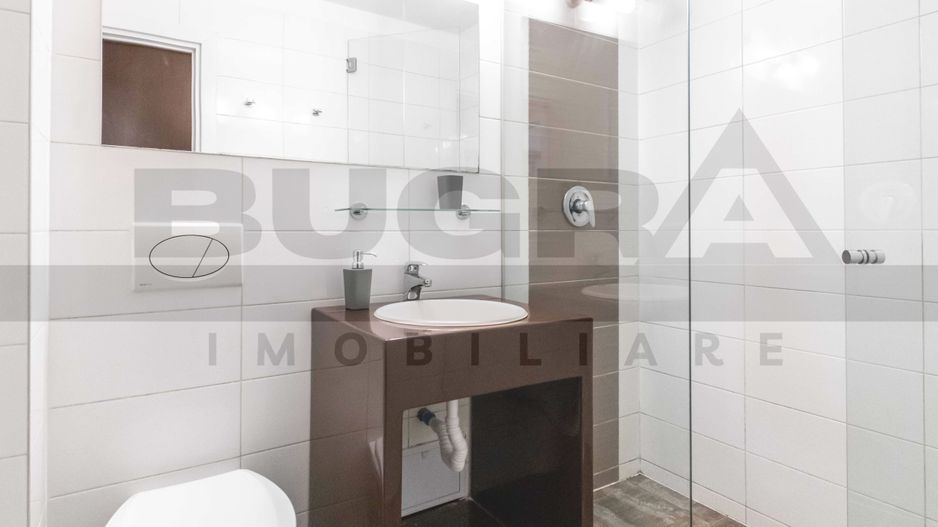 Garsoniera moderna, mobilata, zona UMF - Poză 7