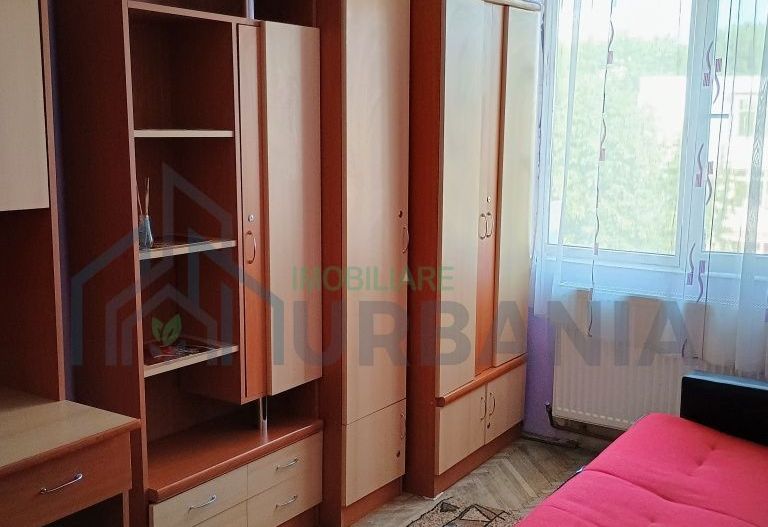 Primesc in gazda două fete, zona Podu Ros. - Poză 2