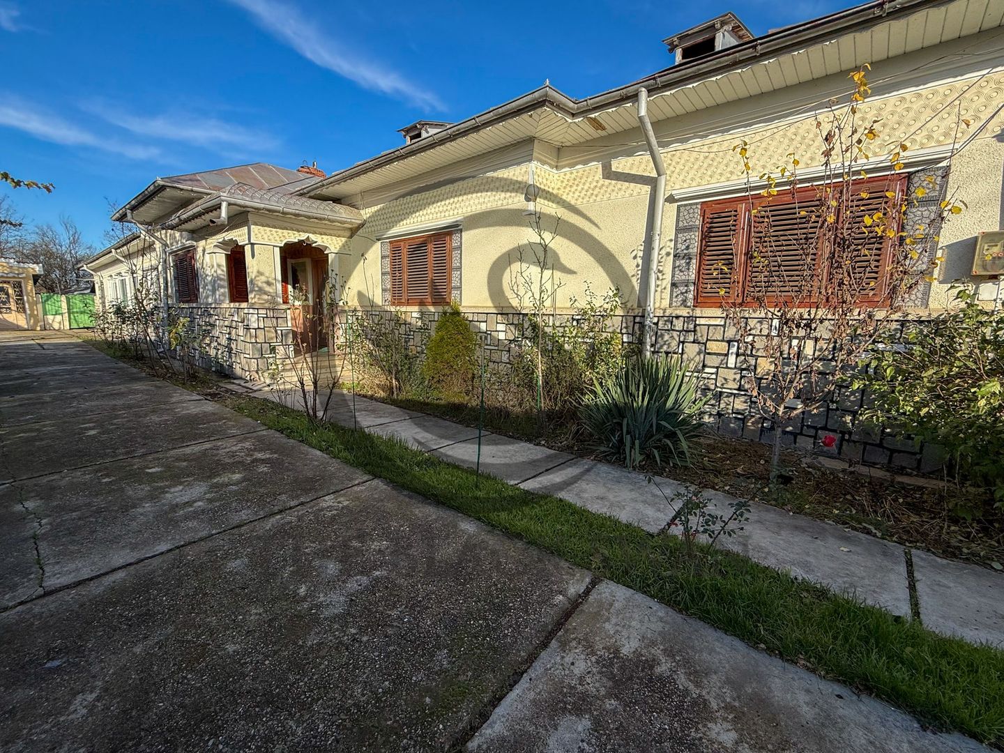 Casa de vanzare | 5420mp Teren | Poienarii Rali, Prahova | Comision 0% - Poză 1