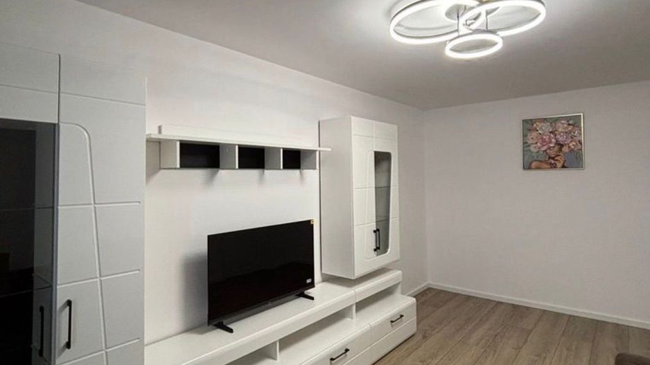 AP. 2 CAMERE TITAN, PRIMA INCHIRIERE, RENOVAT, MOBILAT/UTILAT MODERN - Poză 3