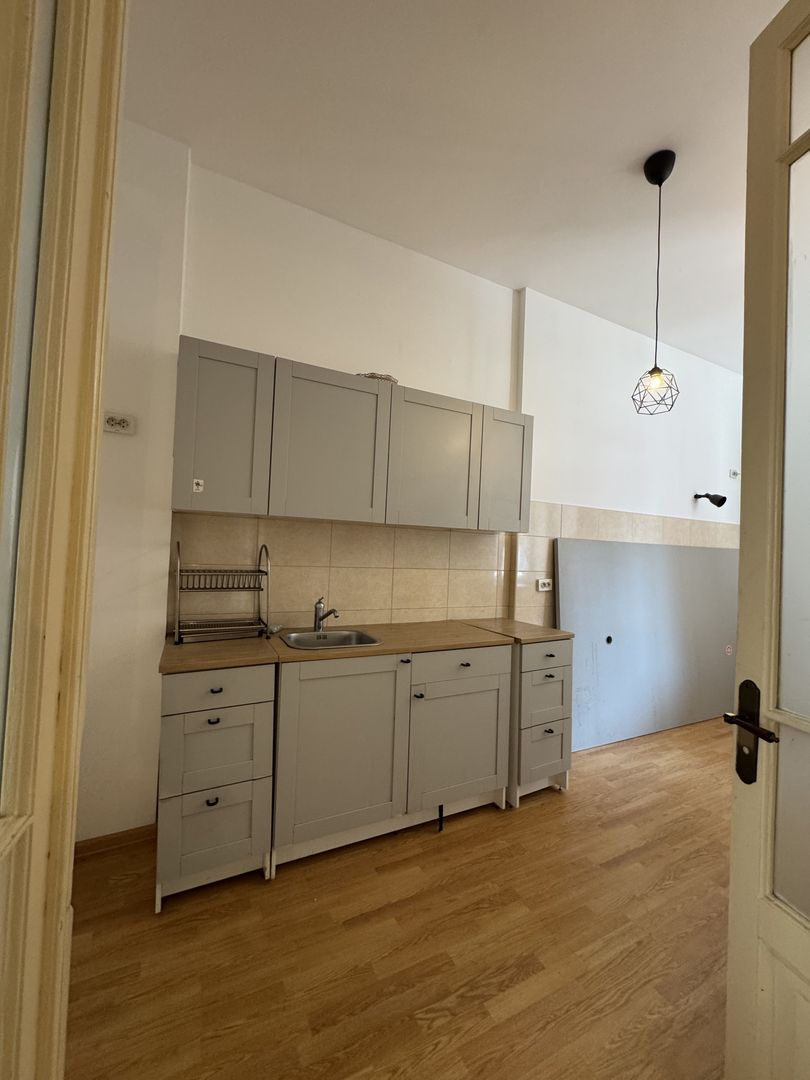 2 ETAJE DE INCHIRIAT Piata Amzei- Piata Romana IM507 - Poză 6