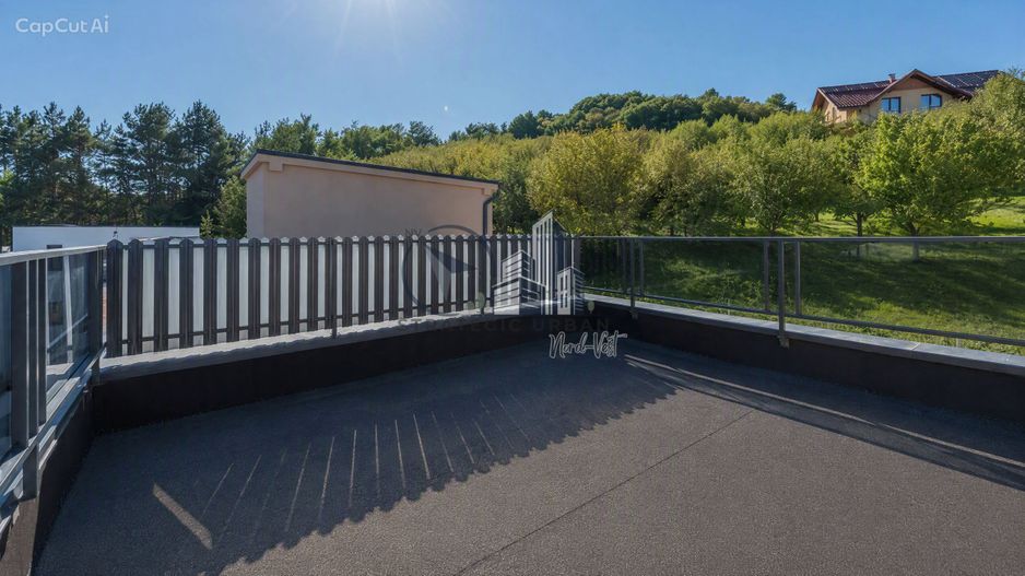 Duplex semifinisat cu terasă circulabilă și curte proprie – Florești - Poză 4