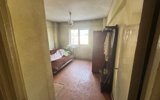 APARTAMENT 3 CAMERE ETAJ 4 VISOI CAMPULUNG - Poză 3