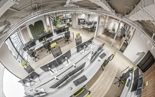 Spatiu servicii in cladire de birouri 440 m2 finisat la CHEIE,  Europa - Poză 22