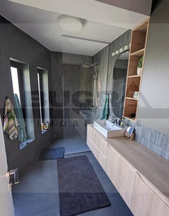 Duplex la cheie, 4 camere,137 mp+258 mp teren, parcare, zona Macesului - Poză 10