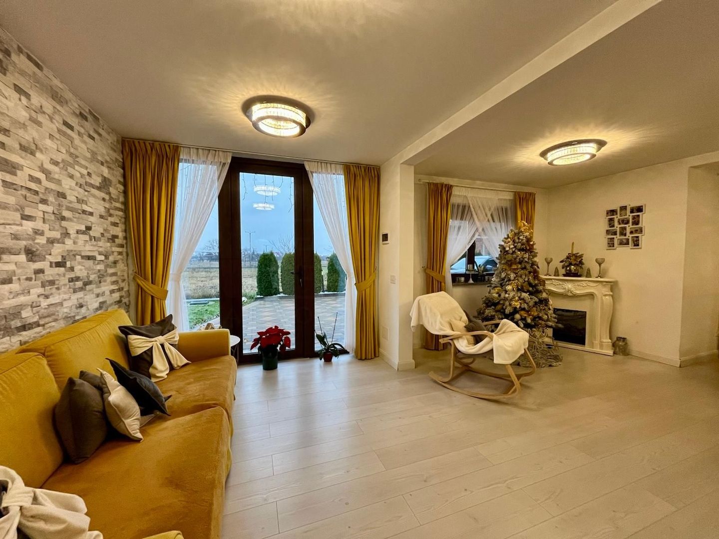 CASA COMPLET UTILATA SI MOBILATA MODERN CU GRADINA | 1100 MP |MARGINEA - Poză 28