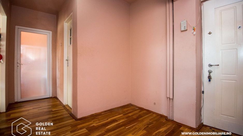 Apartament 3 camere, etaj 2, str Poetului - Poză 8