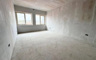 Oportunitate unică de investiție – Etaj complet de vânzare în Onești - Poză 2