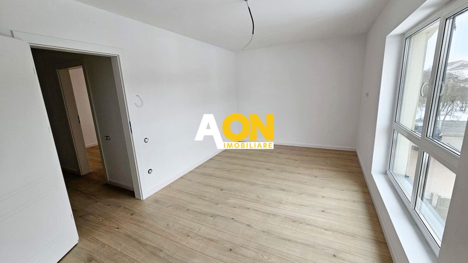 1/2 Duplex finisat 90%, 4 camere, 317 mp teren, zona Centru - Poză 16