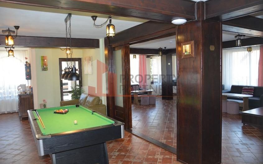 Pensiune la cheie de vânzare în Bran – Afacere cu 10 camere plus piscina - Poză 11
