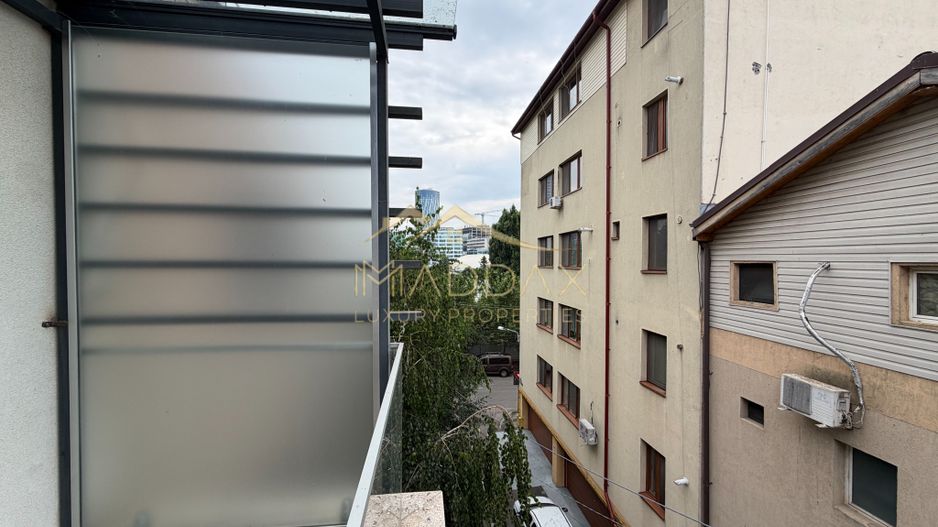 Apartament de tip Duplex 6 camere *250mp* + 2 Garaje // Herastrau - Poză 59