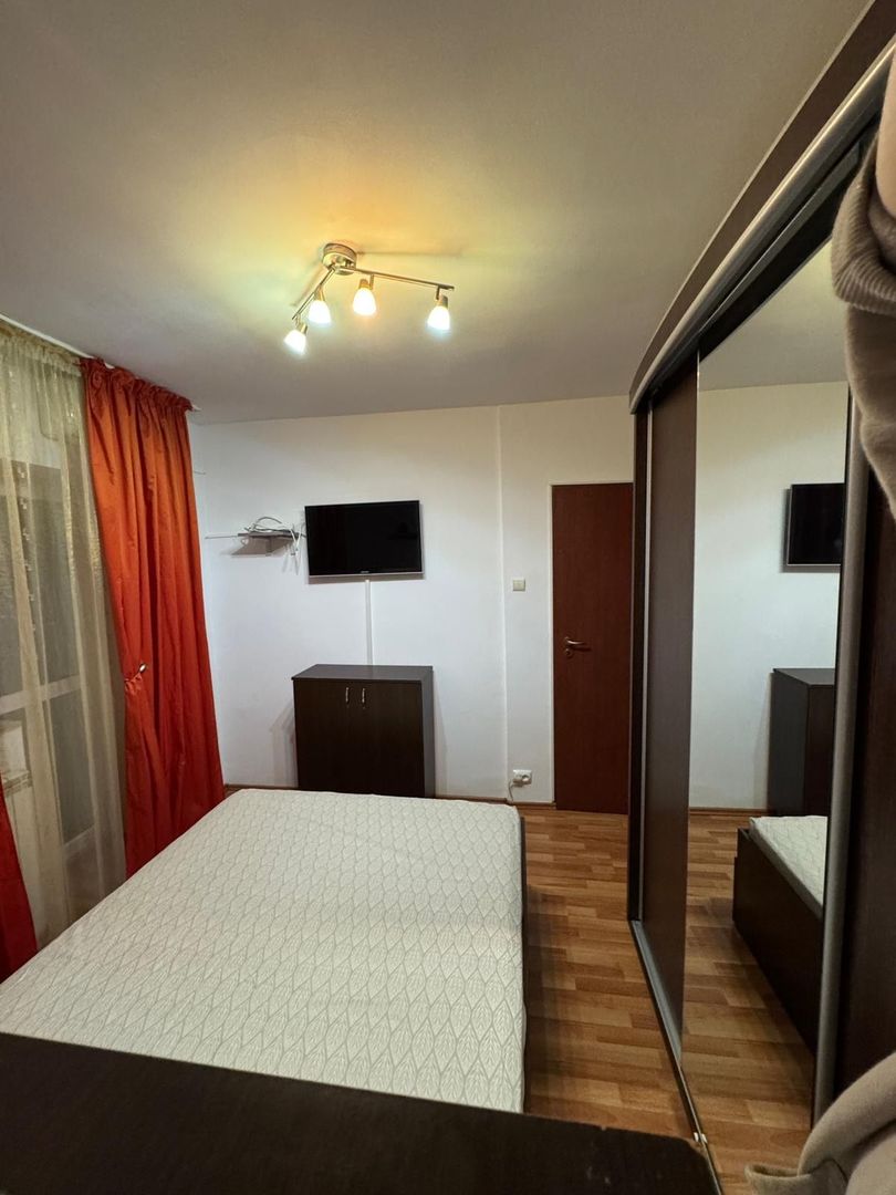 Apartament incapator cu trei camere, zona Iancuui - Poză 6