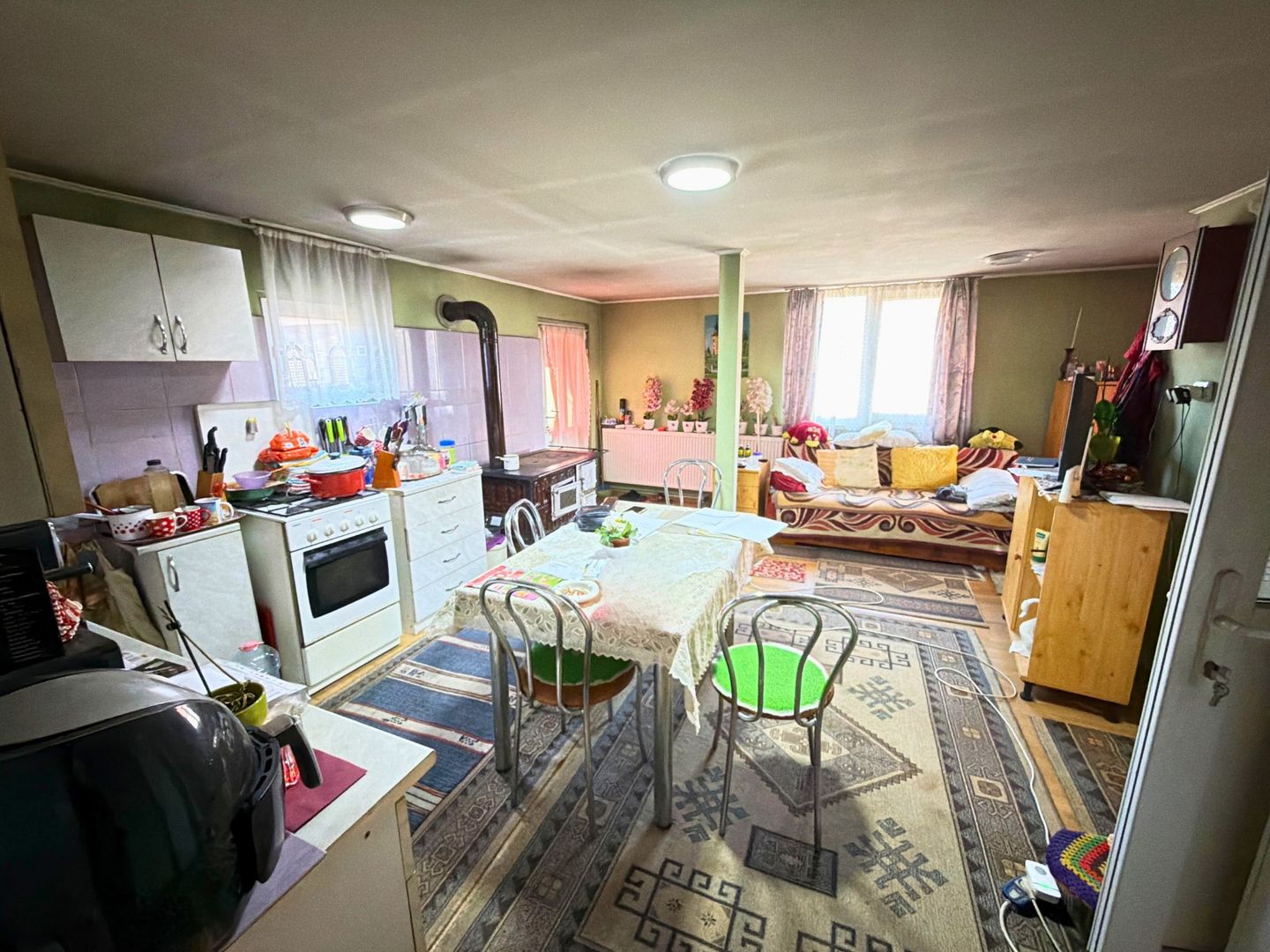 Casă 4 camere 94 mp + teren 1.527 mp Pachia jud. Covasna - Poză 5