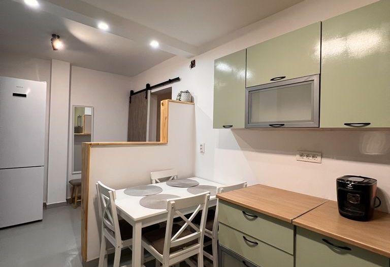 Închiriere 3 camere - Titan-Rotundă - Poză 6