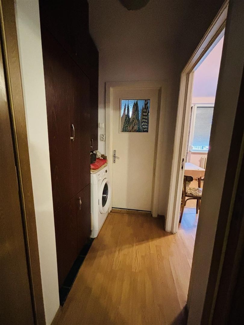 APARTAMENT CU 2 CAMERE SEMIDECOMANDAT ZONA CANTEMIR - Poză 10