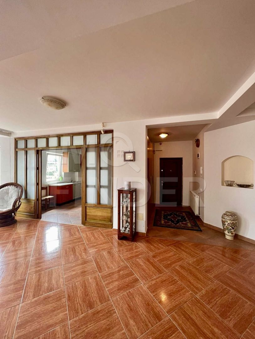 Vanzare 4 camere, Zorilor, 120 mp utili, imobil cu 8 apartamente - Poză 8