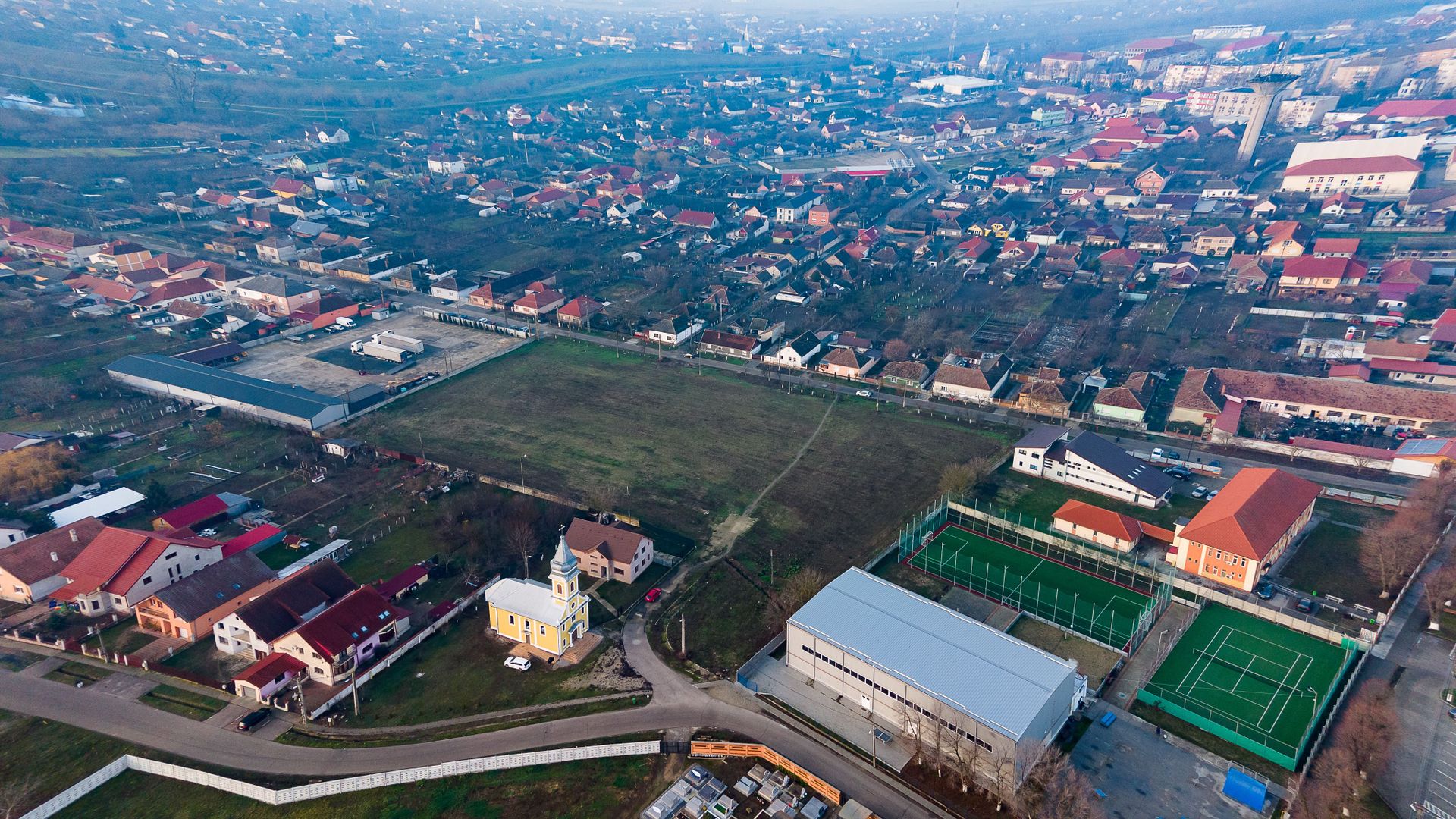 Teren intravilan Premium în Chișineu Criș - Poză 8