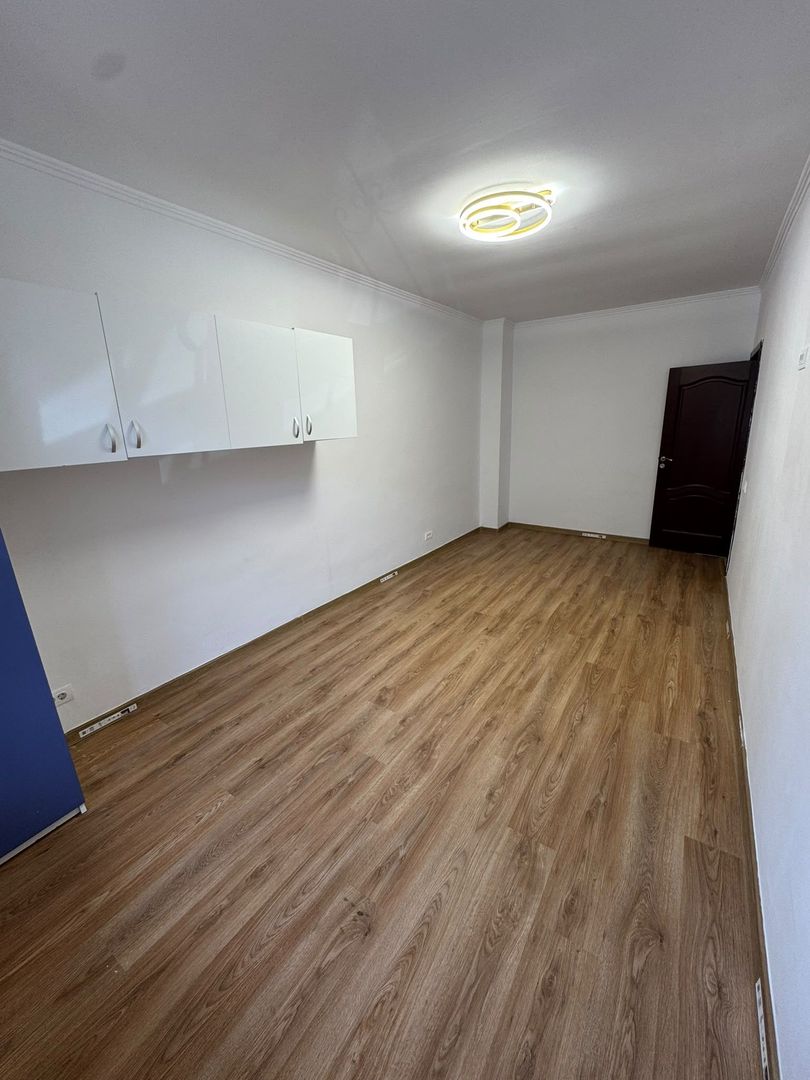 Terasă 22 mp // Vedere la Lac // Renovat - Poză 7