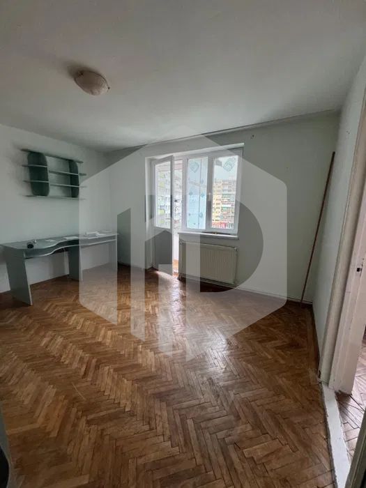 Apartament de vanzare - 2 camere - Hipodrom III - Etajul 4 - Poză 2